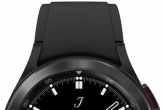 Samsung Galaxy Watch 4 Classic 42mm Smartwatch GPS Bluetooth WiFi – Black